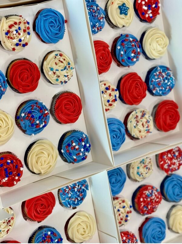 4th of July Cupcakes - Image 2